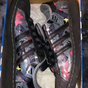 Adidas superstar II - size 4.5Y